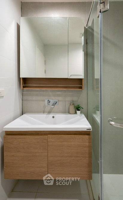 picture 2-BR Condo at The Seed Musee Sukhumvit 26 near BTS Phrom Phong (ID 3357279) - 25/29