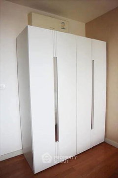 2-BR Condo at Watermark Chaophraya near BTS Krung Thon Buri (ID 2576516)
