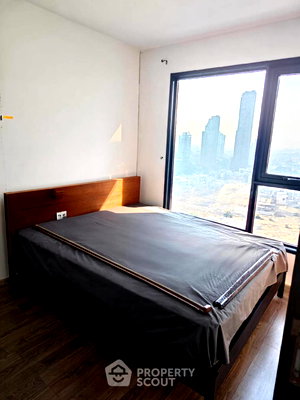 Condos for sale : 100m To BTS Ha Yaek Lat Phrao | 2-BR Life Ladprao Valley (ID 3053843)