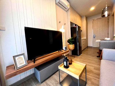 คอนโดให้เช่า : ให้ดช่าคอนโดหน้าโรบินสัน ศรีราชา 1 ห้องนอน 1 ห้องน้ำ รวม15000 บาท