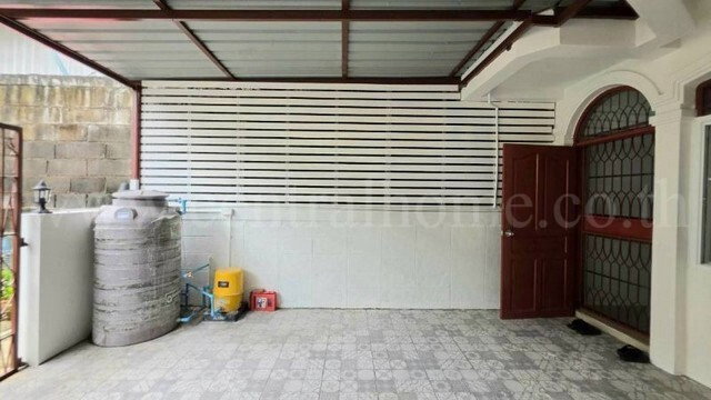 รูป ทาวน์เฮ้าส์ สนามบินน้ำ ซอยนนทบุรี 20 (ซอยโรงน้ำแข็ง) รีโนเวทใหม่ หลังริม ราคาถูก - รูปที่ 6/22
