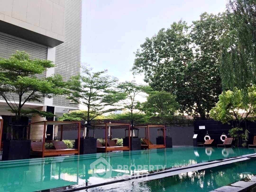 รูป คอนโด 1-ห้องนอน ที่ ดิ เอ็มโพริโอ เพลส ใกล้ MRT ศูนย์การประชุมแห่งชาติสิริกิติ์ (ID 1395577) - รูปที่ 4/10