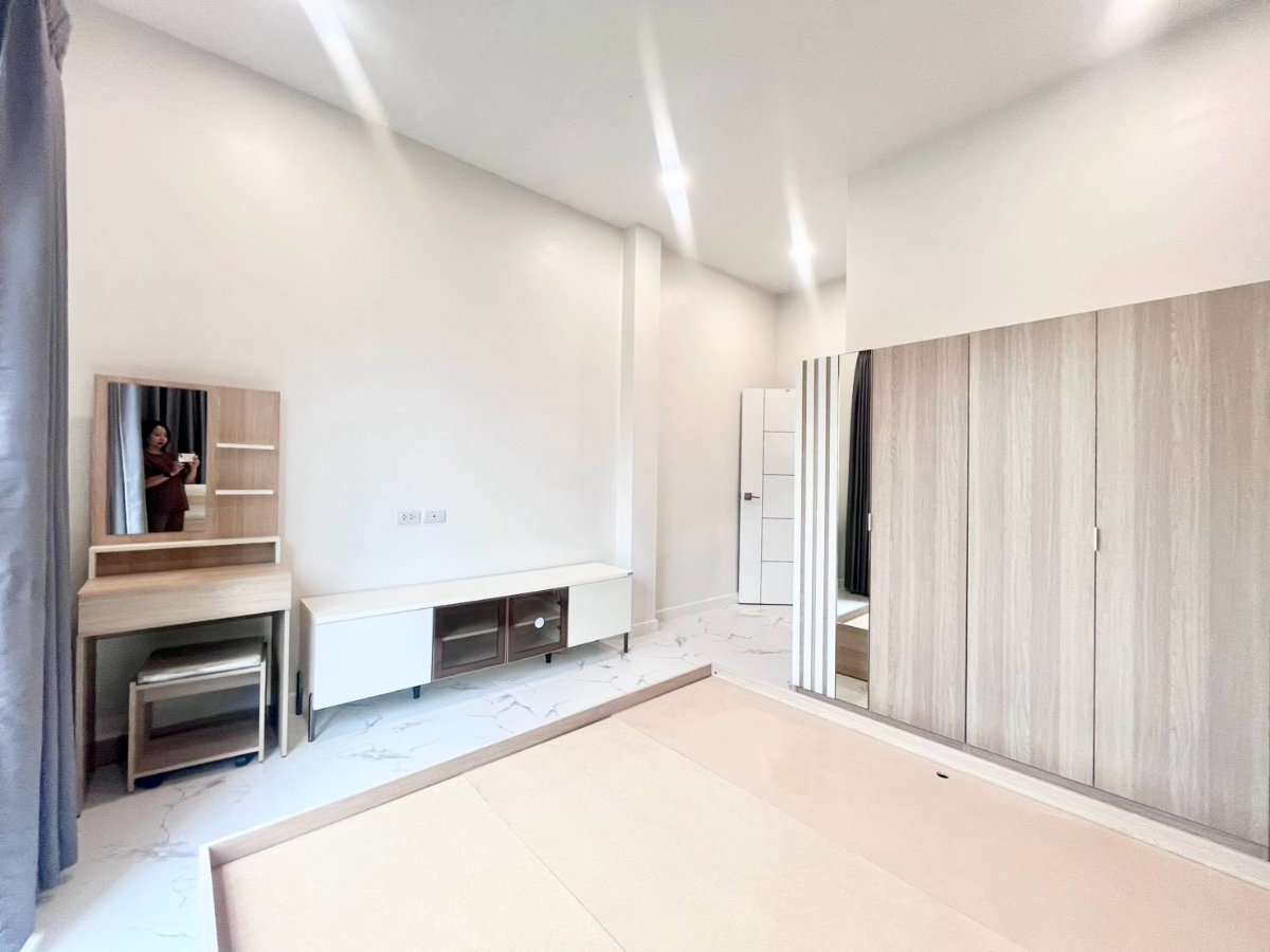รูป 🏙️ ขายด่วน! บ้านเดี่ยว 3 ห้องนอน คาริสม่า วิลล์ สันผักหวาน หางดง 📞 063-6649056 - รูปที่ 13/23