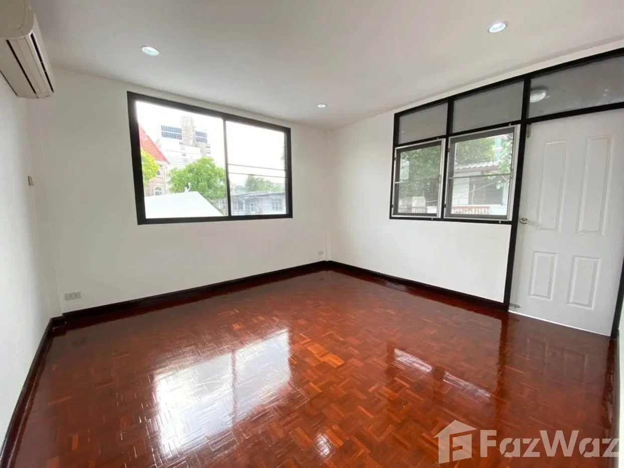 รูป บ้านเดี่ยวให้เช่า 4 ห้องนอน ใน จอมพล, กรุงเทพมหานคร 6828268 - รูปที่ 9/10