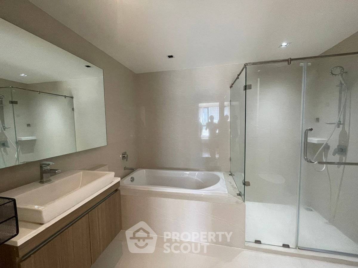 picture 2-BR Condo 60 Sqm At Vtara 36 Near BTS Thong Lor (ID 3012207) - 9/9