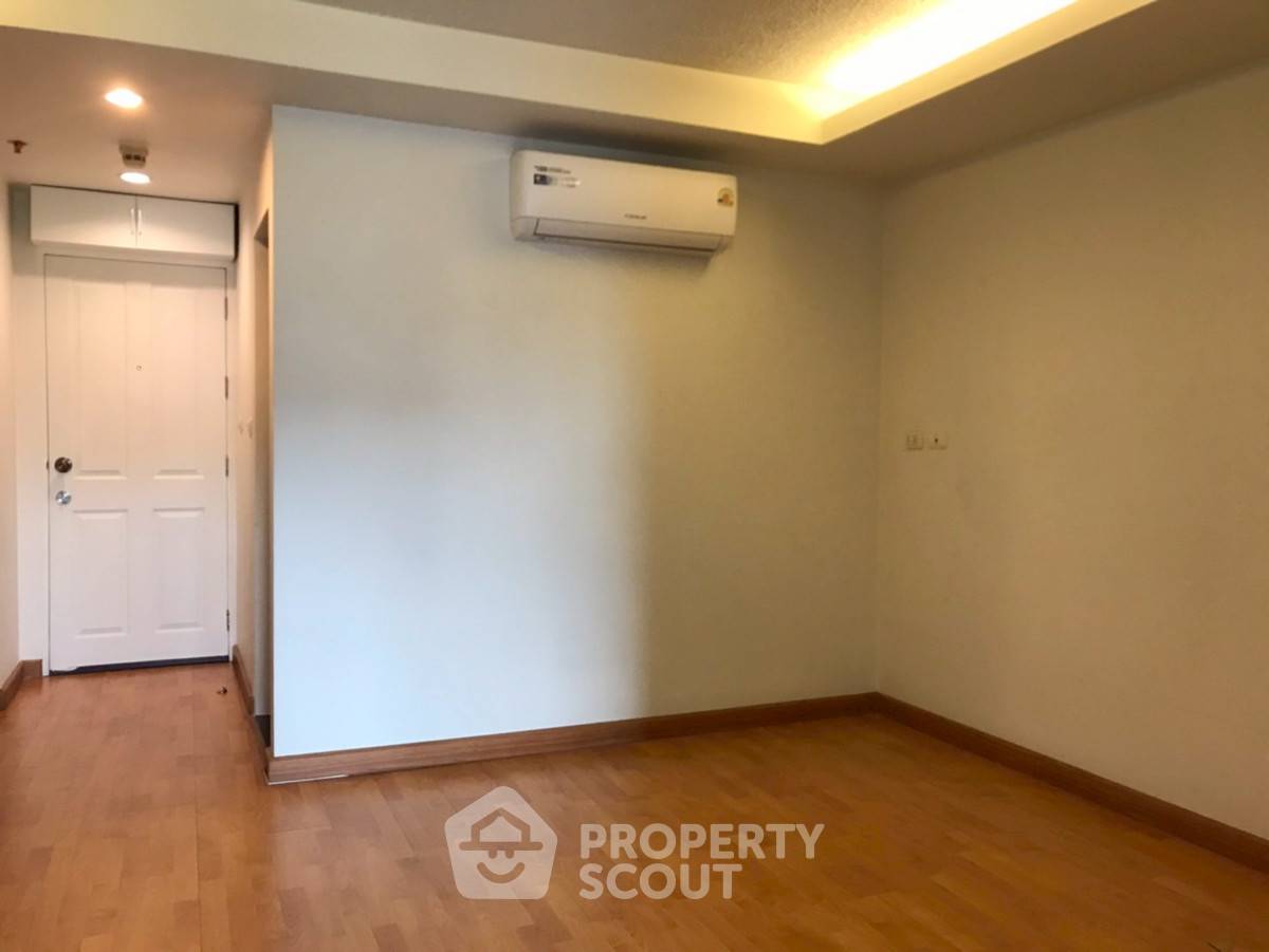 picture 1-BR Condo at Waterford Sukhumvit 50 Condominium near BTS On Nut (ID 2588886) - 5/10