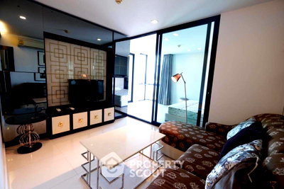 คอนโดให้เช่า : คอนโด 1-ห้องนอน ที่ โซซิโอ ร่วมฤดี ใกล้ BTS นานา (ID 1552802)