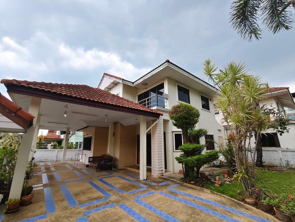 picture For rent piyawat chonburi near Aikchol hospital - 3/9