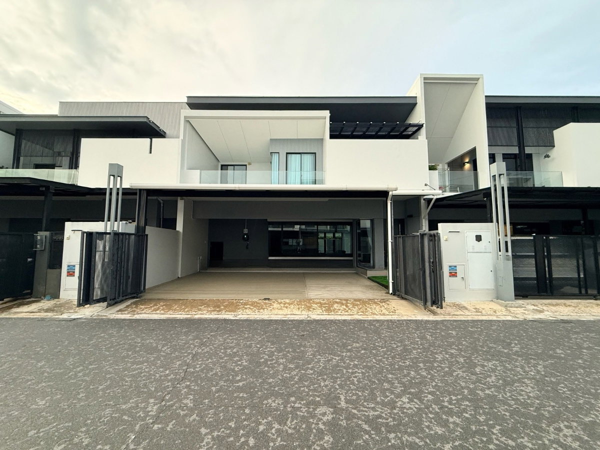 รูป 🏡✨ ให้เช่าทาวน์โฮมหรู VIVE Bangna KM.7 | ใกล้ Mega Bangna เพียง 150 ม. บ้านแต่งครบ พร้อมอยู่ - รูปที่ 1/14