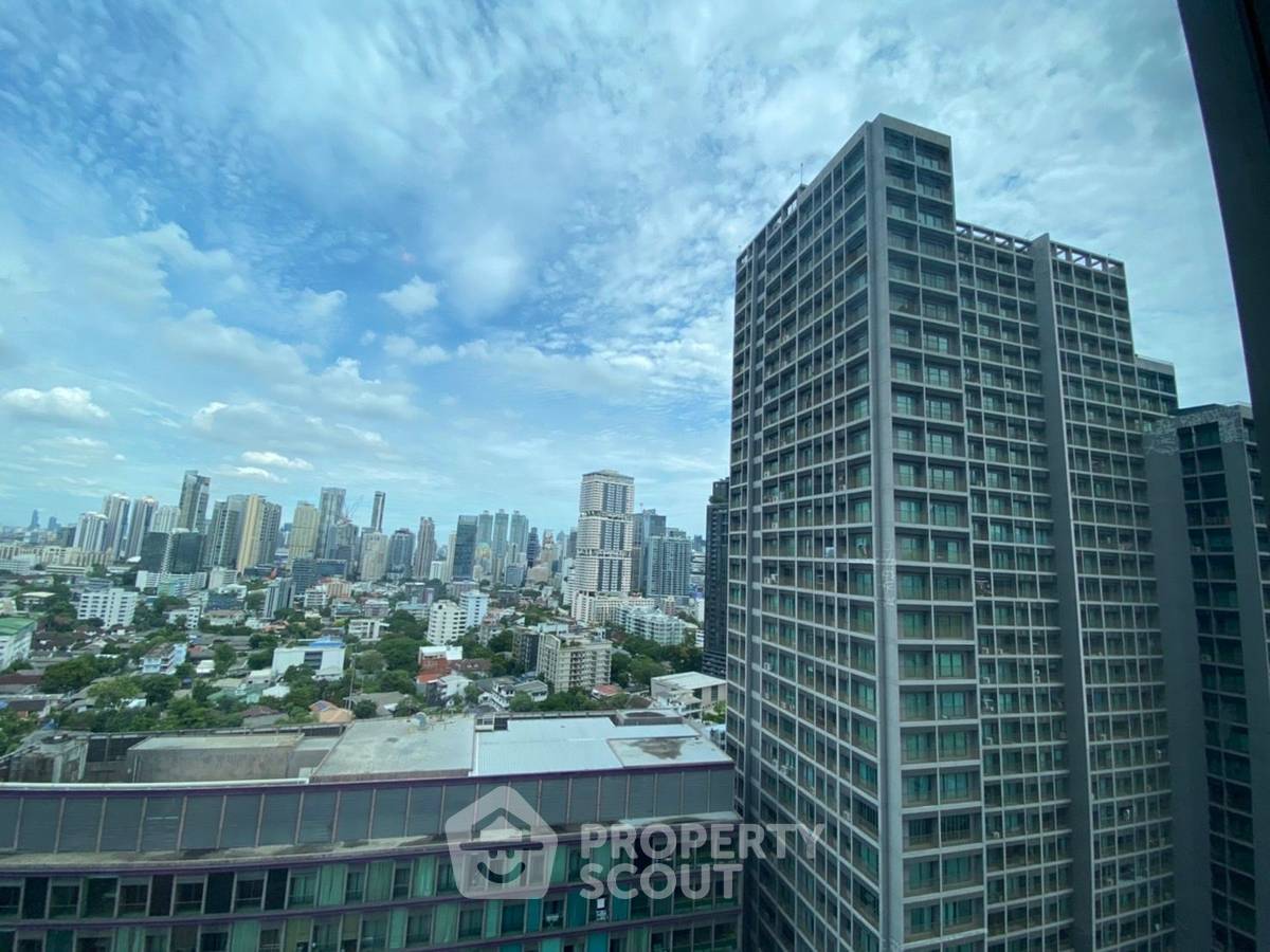 รูป คอนโด 1-ห้องนอน ที่ ดิ เอส สุขุมวิท 36 ใกล้ BTS ทองหล่อ (ID 1327142) - รูปที่ 17/18