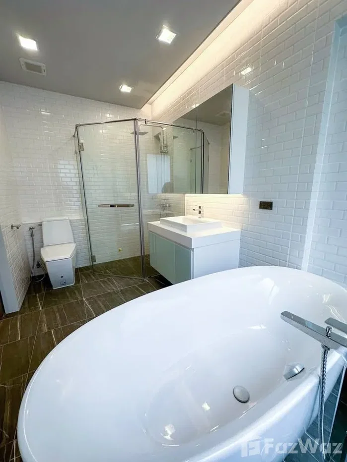 รูป บ้านเดี่ยวให้เช่า 5 ห้องนอน ในโครงการ สาริน ปาร์ค 6800149 - รูปที่ 14/26