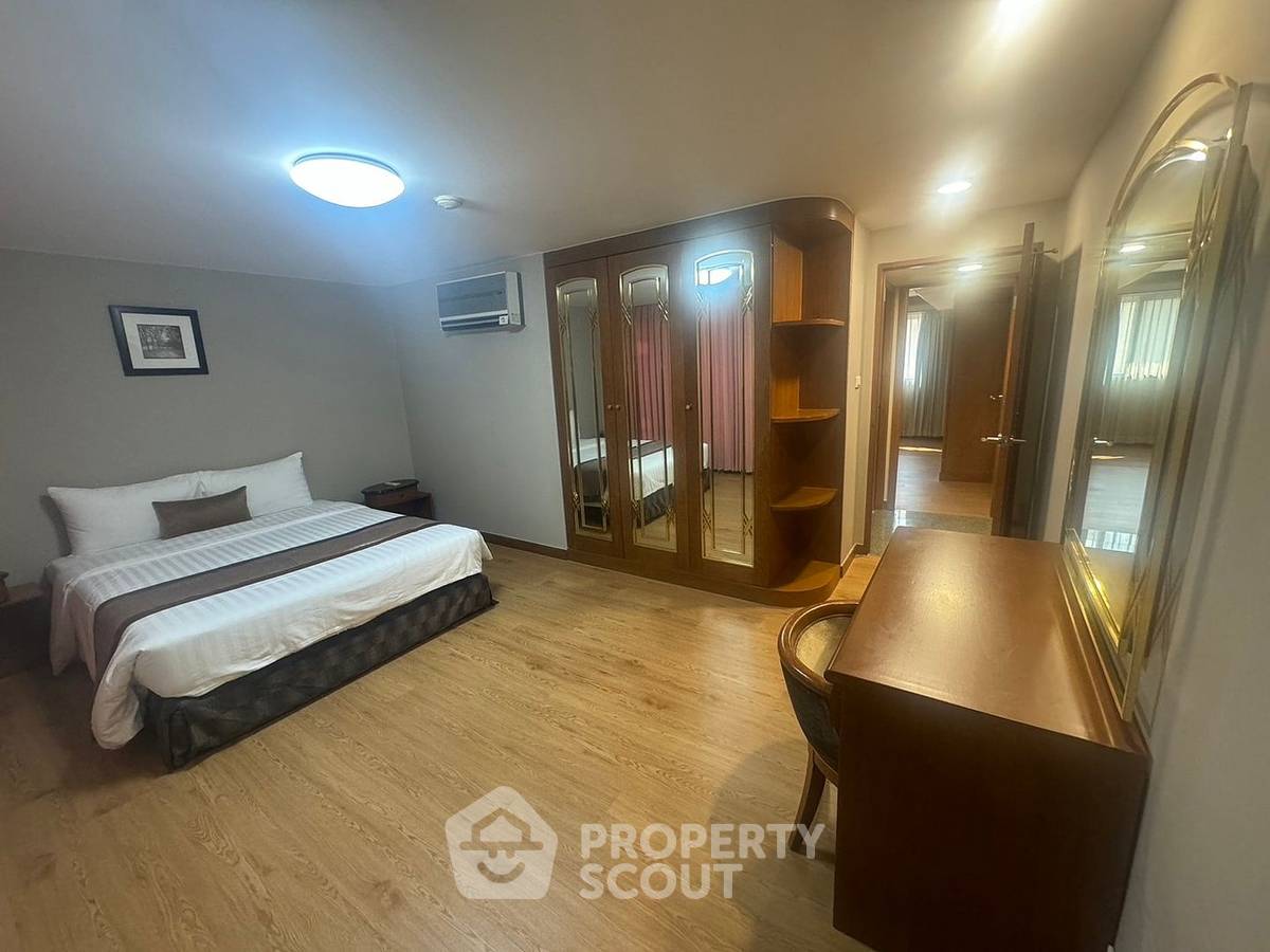 picture Pet-Friendly 2-BR At United Tower Thong Lor Near BTS Thong Lor (ID 2009532) - 15/21