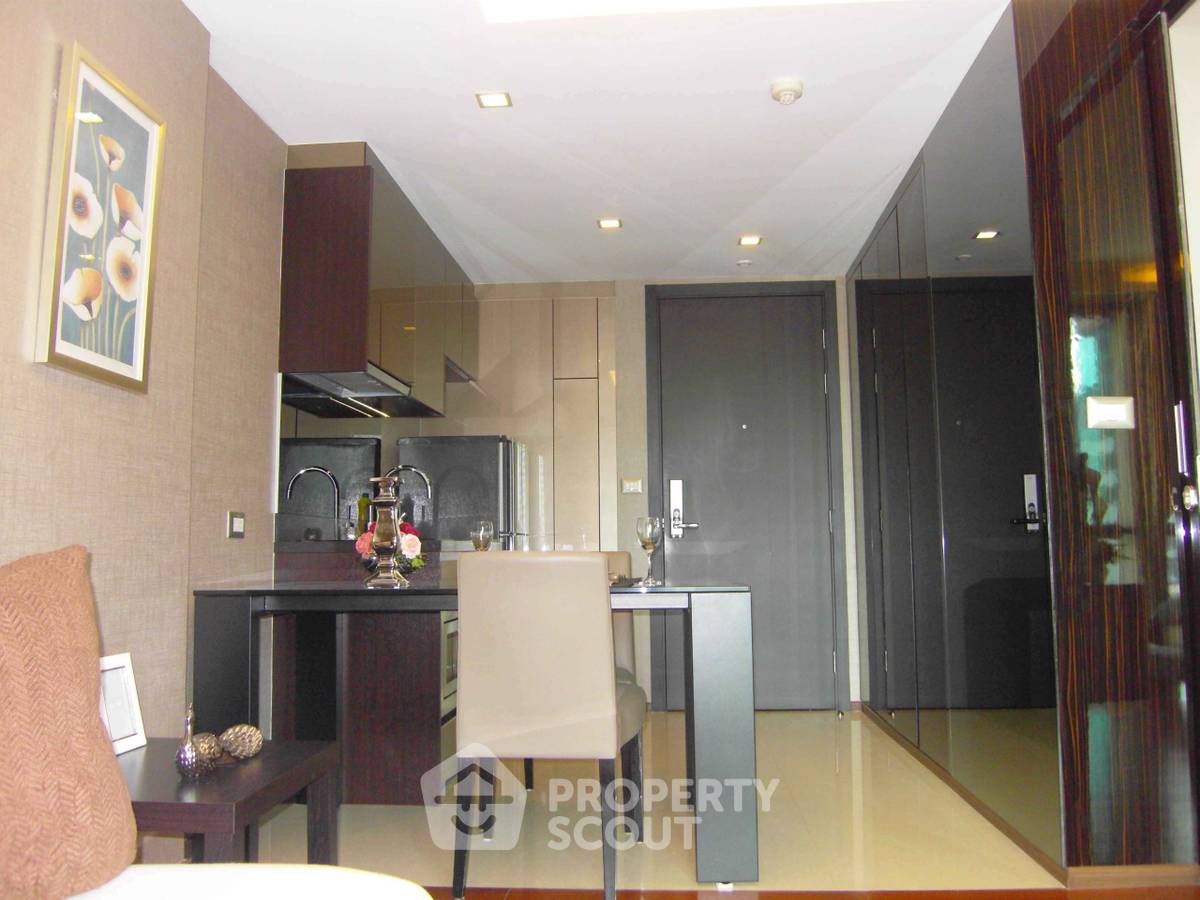 รูป คอนโด 1-ห้องนอน ที่ ดิ แอดเดรส สุขุมวิท 61 ใกล้ BTS เอกมัย (ID 510772) - รูปที่ 3/5