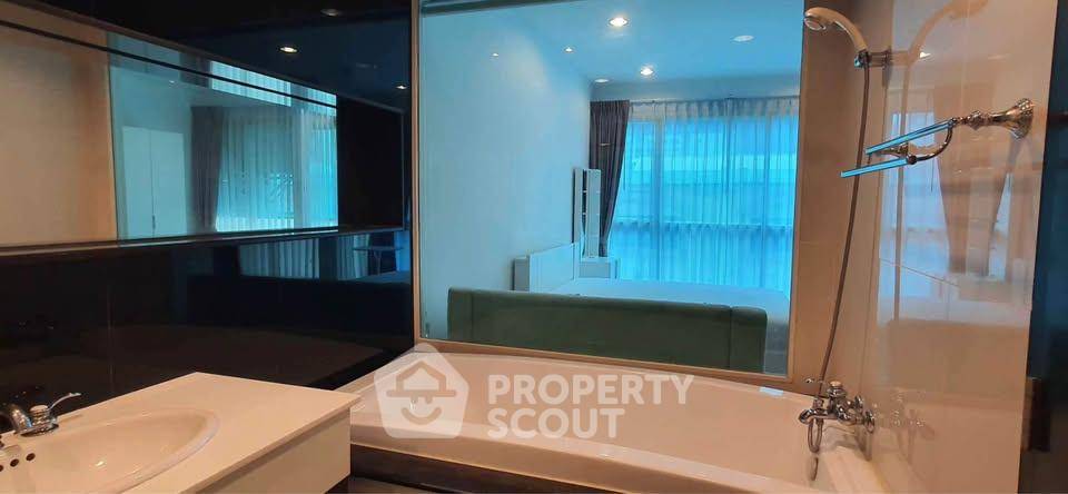 picture Studio Condo at The Address Chidlom near BTS Chit Lom (ID 2855307) - 5/6