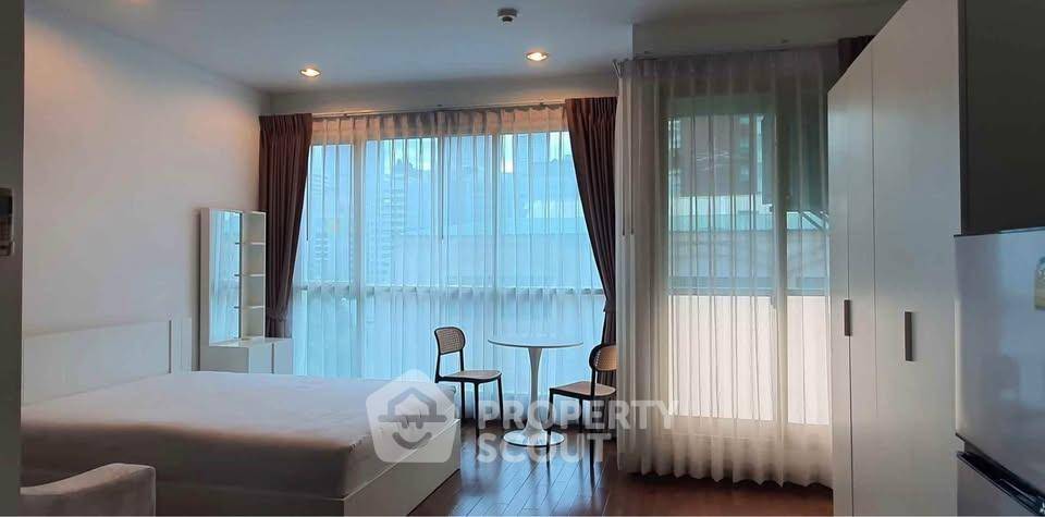 picture Studio Condo at The Address Chidlom near BTS Chit Lom (ID 2855307) - 2/6