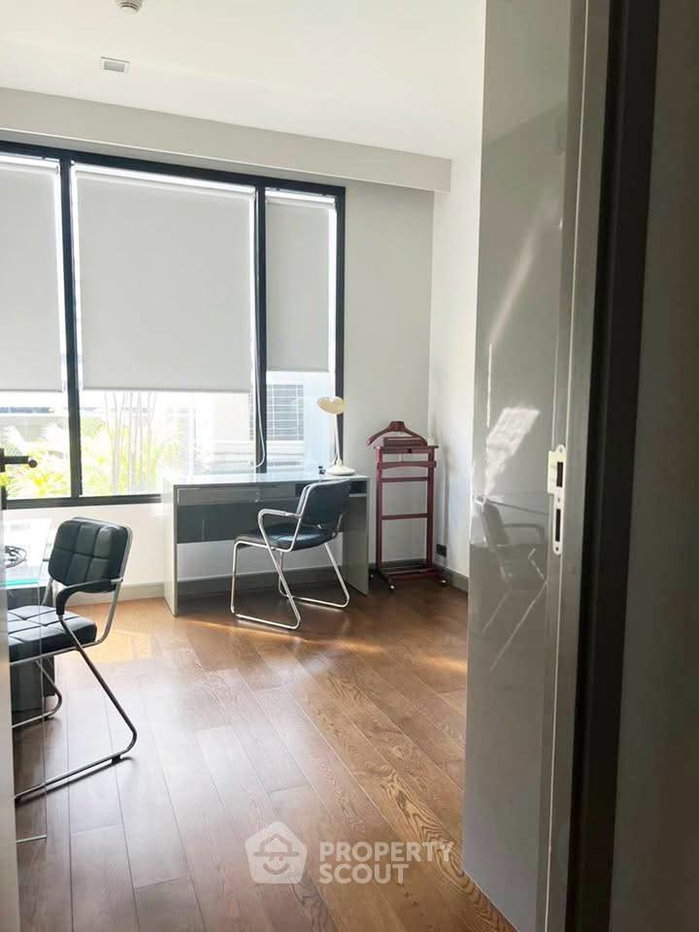 picture 2-BR Condo at M Silom near BTS Chong Nonsi (ID 3357995) - 7/12