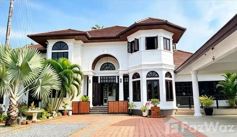 10 Bedroom Villa for sale in Rawai, Phuket  6794252