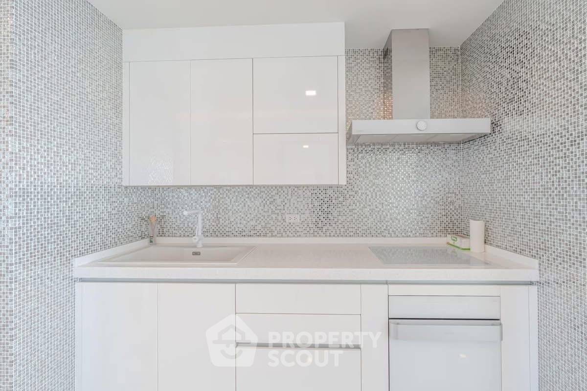 picture 31st-Floor 3-BR 190 Sqm Del Mare Condominium For Sale (ID 3358262) - 6/16