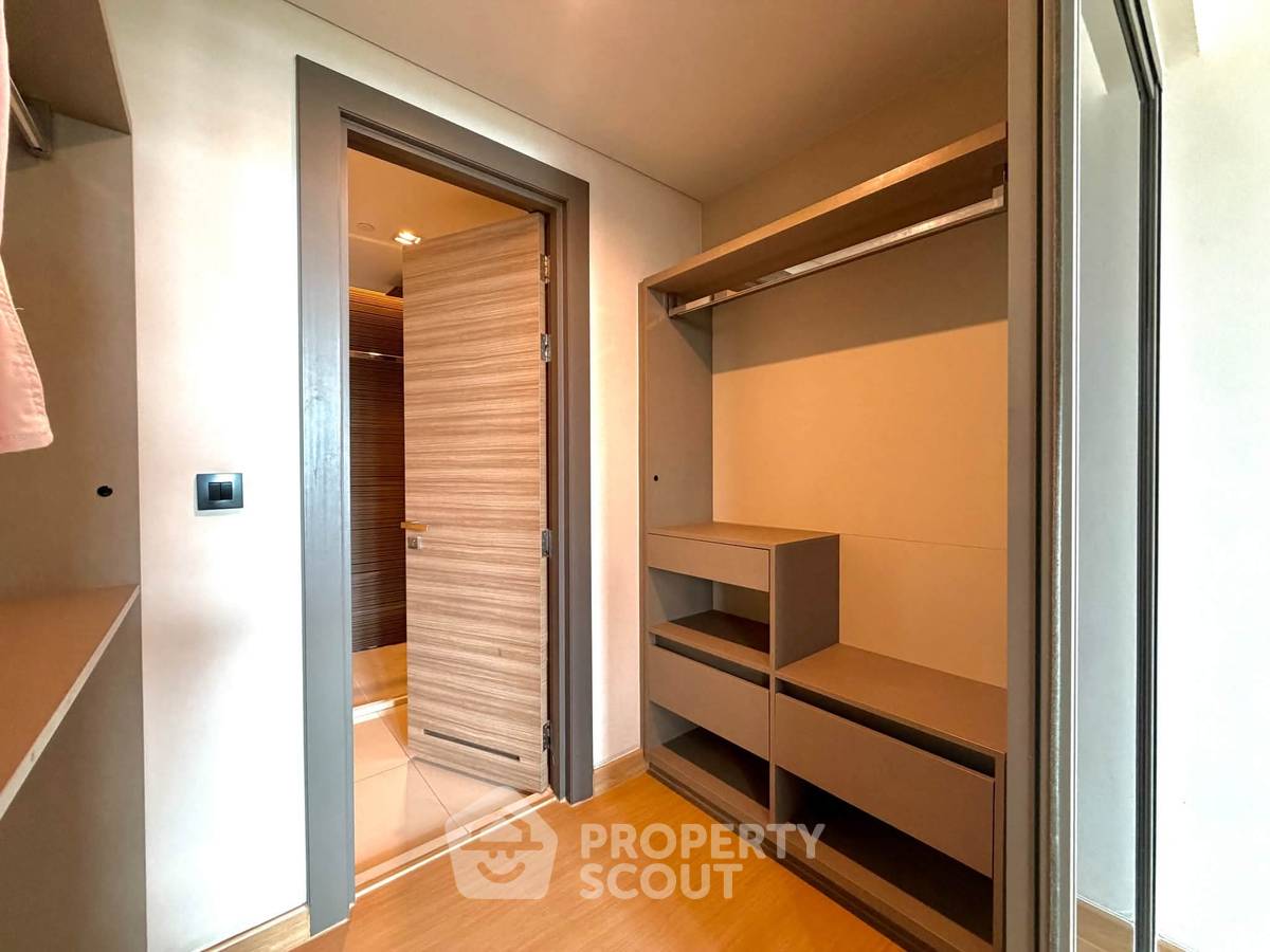 รูป คอนโดหนึ่งห้องนอน The Room Charoenkrung 30 ใกล้ BTS สะพานตากสิน (ID 3358122) - รูปที่ 6/10