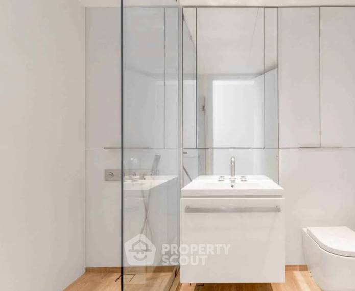 picture Great Value 3-BR 200 Sqm At 185 Rajadamri Near BTS Ratchadamri (ID 3065910) - 8/10