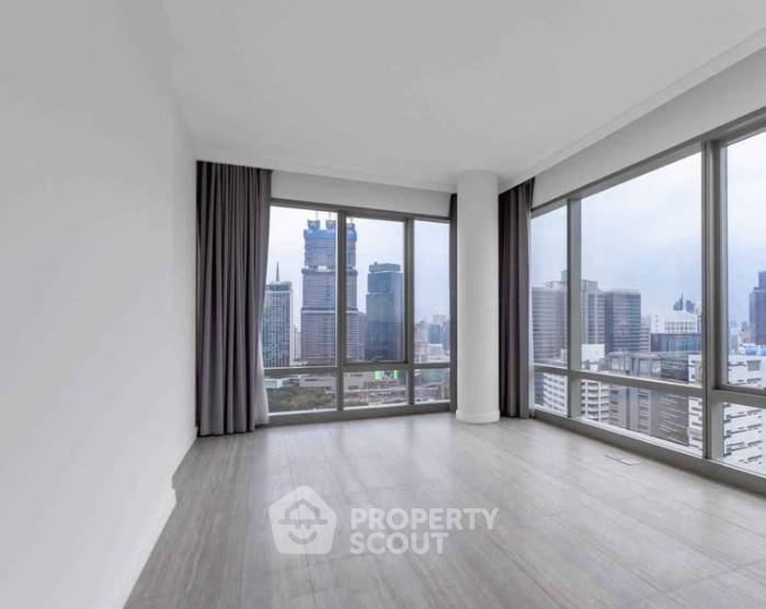 picture Great Value 3-BR 200 Sqm At 185 Rajadamri Near BTS Ratchadamri (ID 3065910) - 9/10
