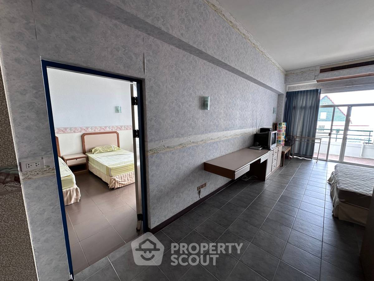 picture 1-BR Condo at Cha-am Condominium in Cha-Am (ID 3282871) - 1/15