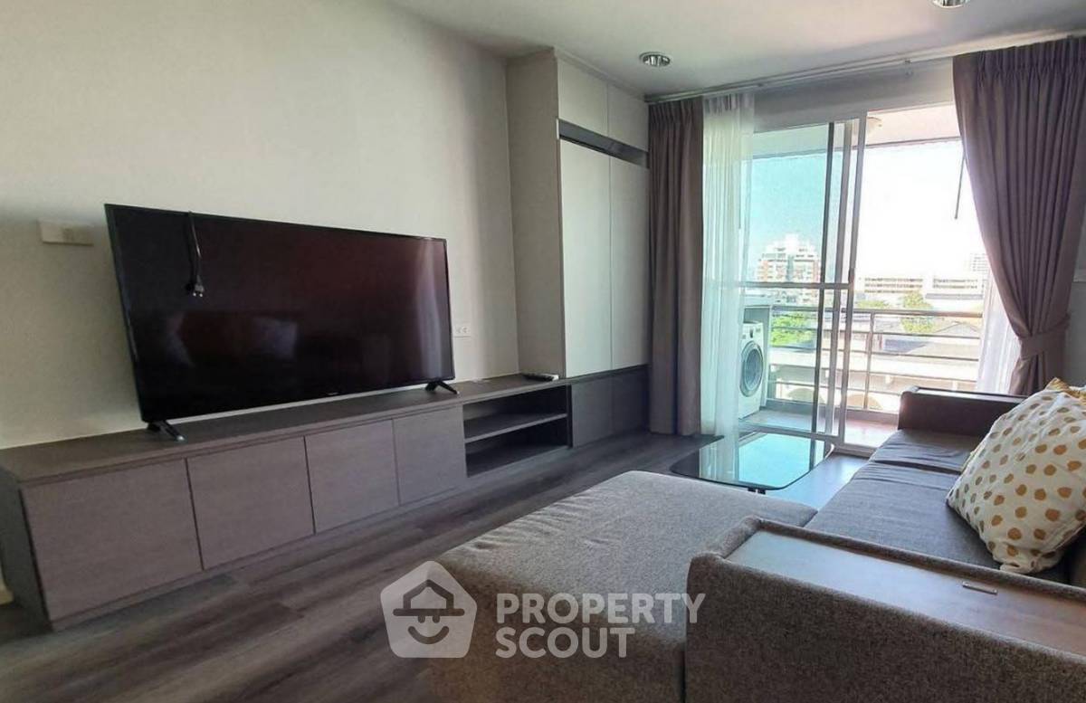 picture 2-BR Condo at Serene Place Sukhumvit 24 Condominium near BTS Phrom Phong (ID 3039262) - 4/4