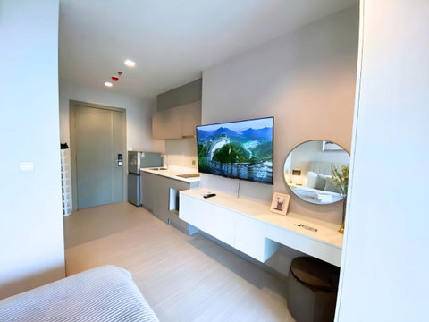 🎈#MT2610_005 🎈💥Urgent💥 Definitely available—click fast before it's gone! ‼️ 𝗙𝗼𝗿 𝗥𝗲𝗻𝘁 1️⃣8️⃣k 🔥 Life Asoke - Rama 9 Condo.