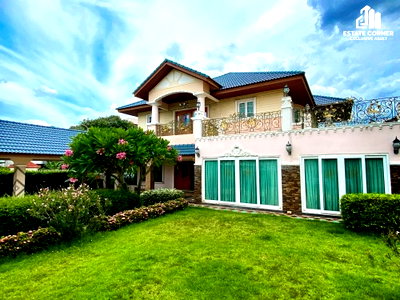 ขายบ้านเดี่ยว : ขายบ้านหรู 2 ชั้น โครงการอัมรินทร์นิเวศน์ 1 พื้นที่ใหญ่ 220 ตร.ว. ติดเซ็นทรัลรามอินทรา และใกล้รถไฟฟ้า 2 สาย