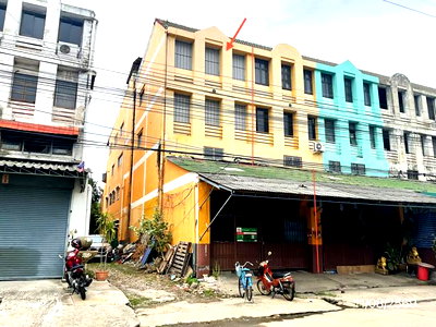 อาคารพาณิชย์ 45.2 ตร.วา โกลเด้น แฟคทอรี่ เมืองสมุทรสาคร สมุทรสาคร 4.4M