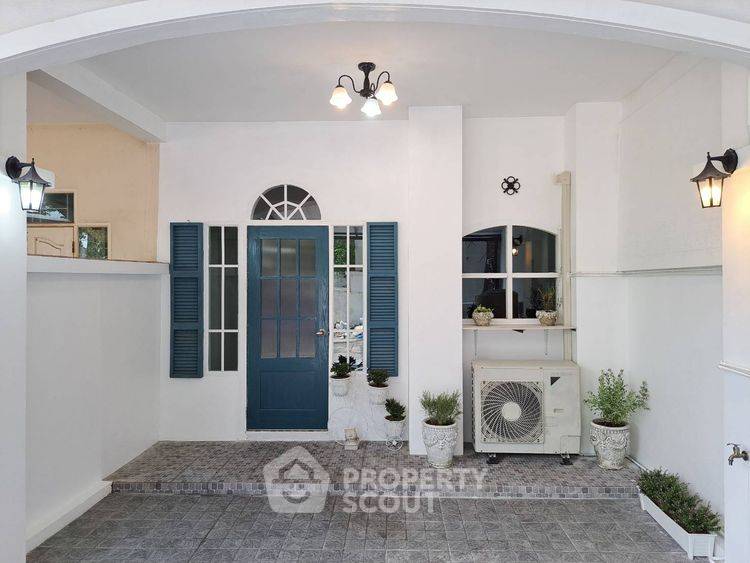 รูป บ้าน 6-ห้องนอน ใน ปากเกร็ด (ID 3359227) - รูปที่ 1/10