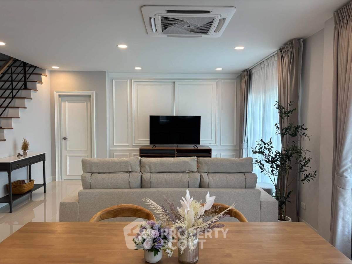 picture 4-BR House at Centro Bangna in Bang Kaeo (ID 3360824) - 2/16