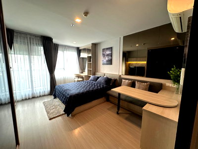Condos for rent : New room never rented before, high floor, nice view walkable to BTS, ready to move in
