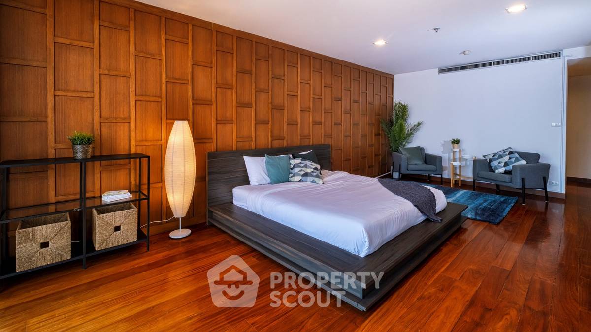 picture Spacious 3-BR 240 Sqm At Polo Park Condominium Near MRT Lumphini (ID 515048) - 12/20