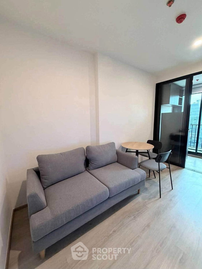 picture 1-BR Condo 200m To MRT Phra Ram 9 At Nue District R9 (ID 3355391) - 4/7