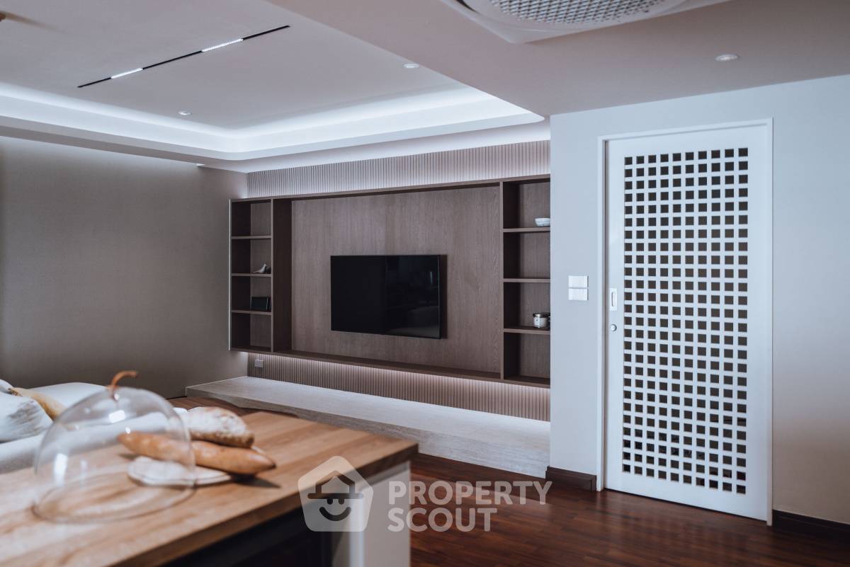 picture 2-BR Condo at Supreme Elegance Condominium in Thung Maha Mek (ID 1540015) - 36/43