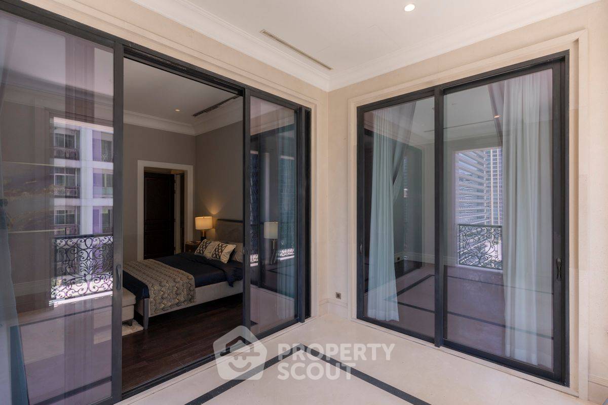 picture 3-BR 245 Sqm Near BTS Phloen Chit At 98 Wireless (ID 3356466) - 45/47