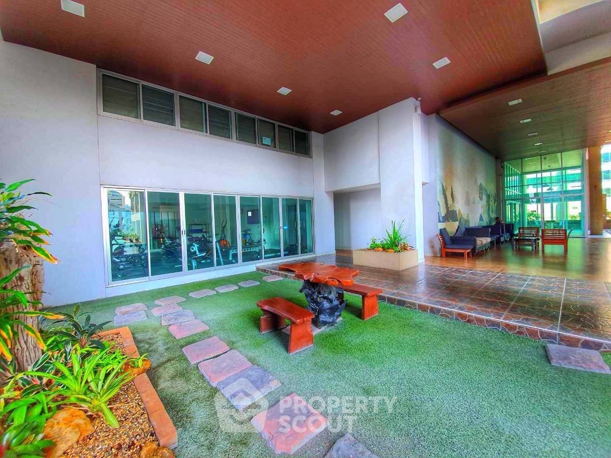 picture 1-BR 300m To MRT Phetchaburi At My Resort Bangkok Condominium (ID 993898) - 9/9