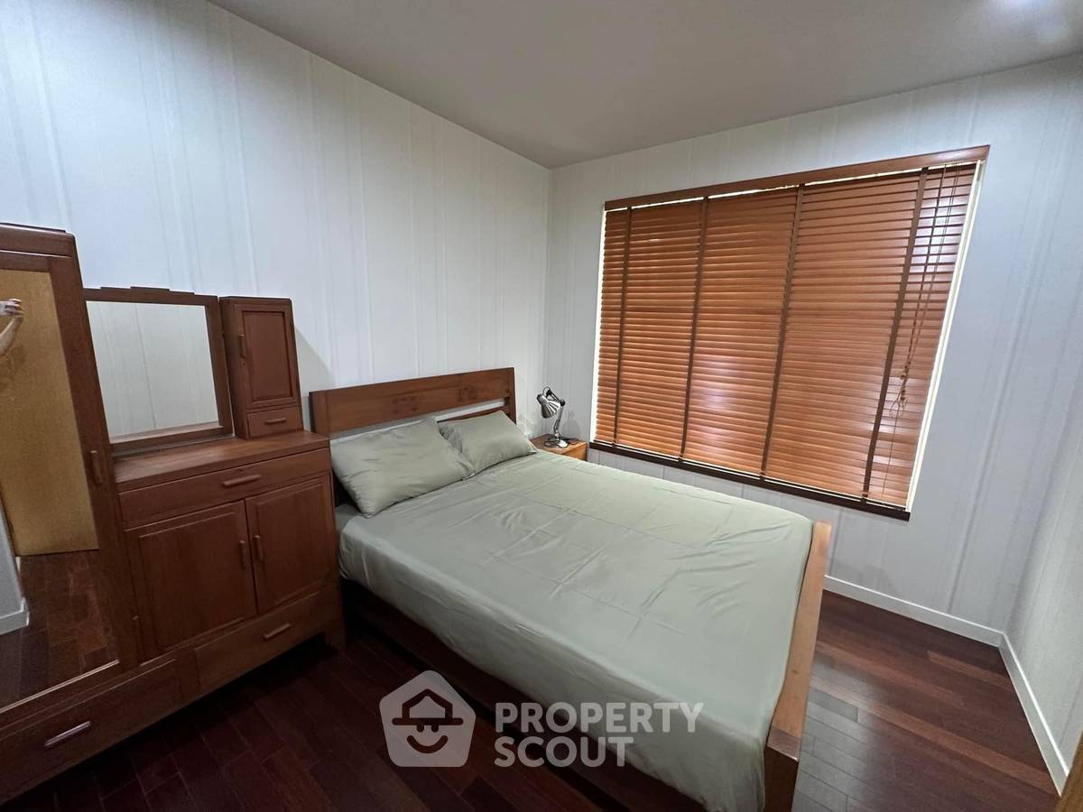 picture 1-BR Condo At Circle Condominium Near MRT Phetchaburi (ID 1737200) - 5/5