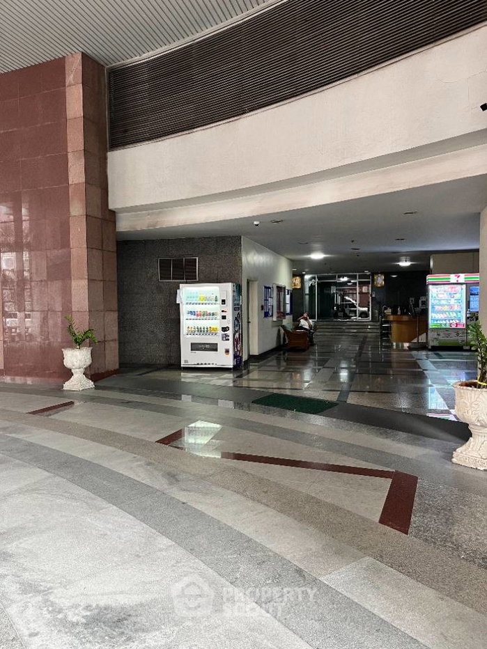 รูป คอนโด 1 ห้องนอน Modern Home Tower Condominium ใกล้ MRT วัดมังกร (ID 1845406) - รูปที่ 1/16