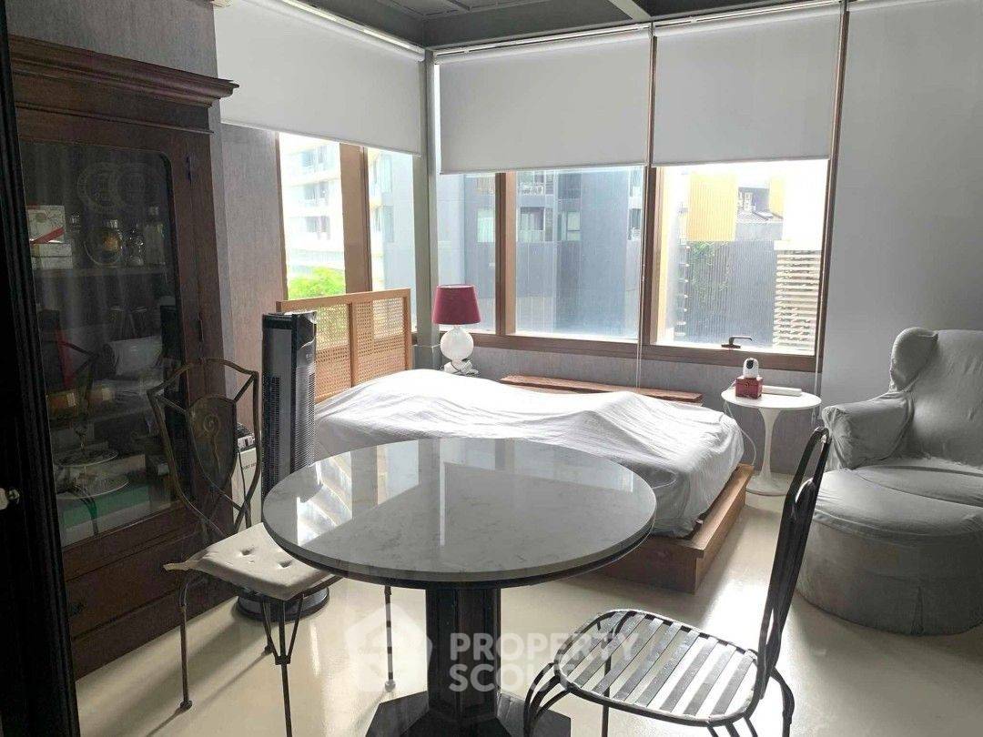 picture 3-BR Duplex at The Emporio Place near BTS Phrom Phong (ID 1774822) - 4/8