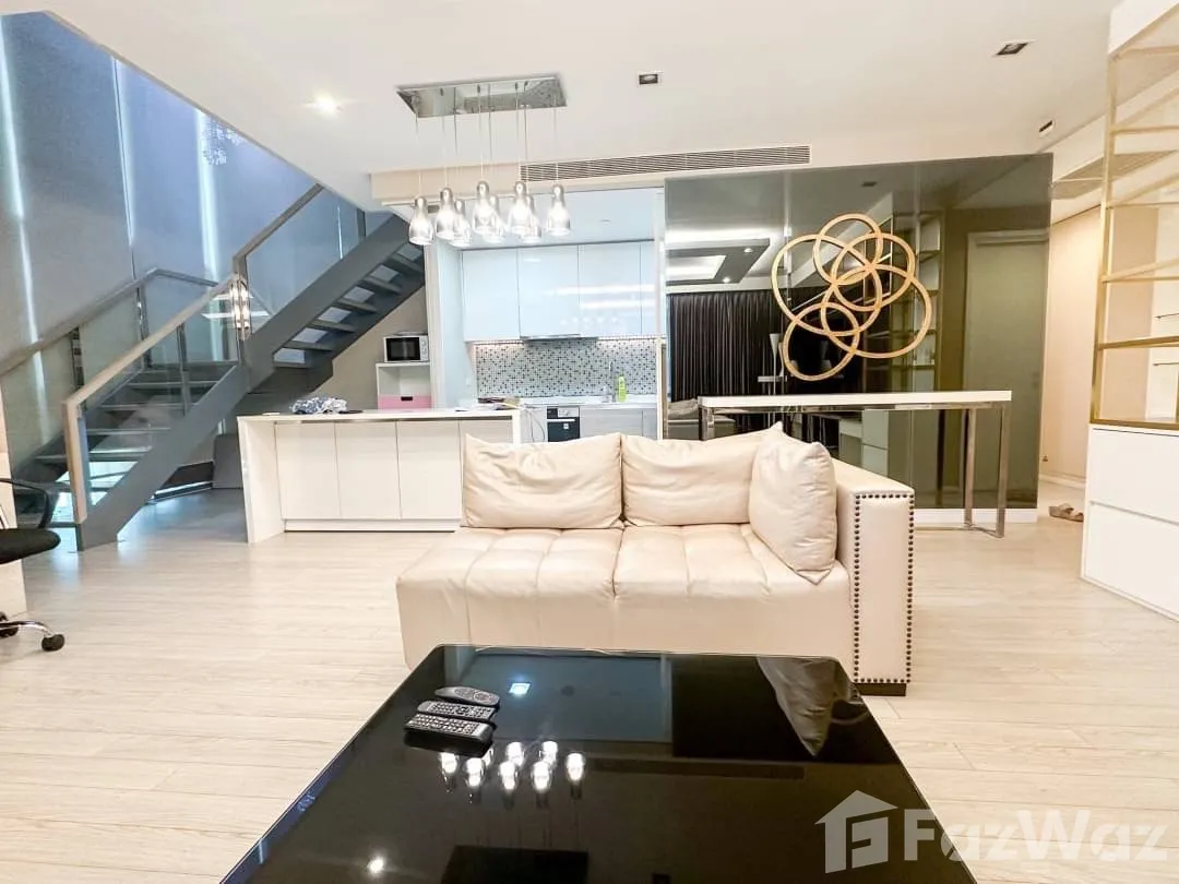 รูป ขาย คอนโด 2 ห้องนอน ในโครงการ เดอะ รูม สุขุมวิท 21 1654370 - รูปที่ 1/7