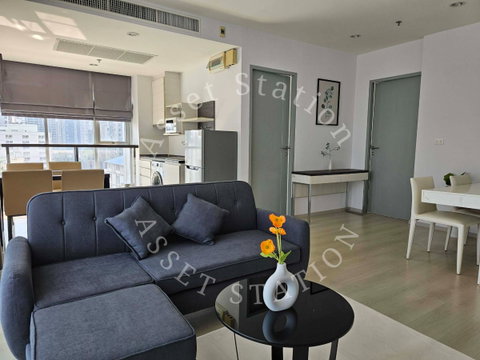 ✨Rent Now✨ Hot Condo Life Ratchadapisek, 2 Bedrooms, Fully Furnished and Ready to Move In | MRT Huai Khwang