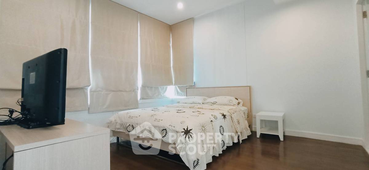 picture 60 Sqm 1-BR At Baan Siri 24 Near BTS Phrom Phong (ID 515058) - 7/11