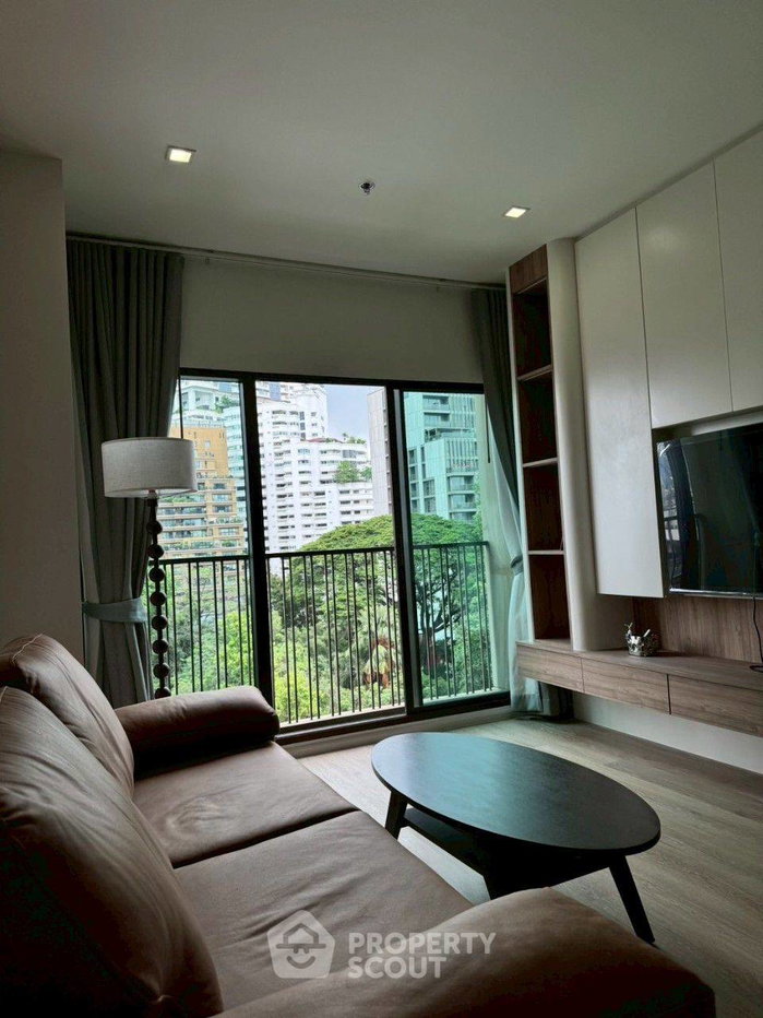 picture Well-Priced 2-BR Condo, Noble Refine Phrom Phong, 200m to BTS (ID 2103116) - 6/23