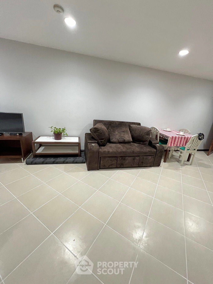 picture 2-BR Condo at Wittayu Complex near BTS Phloen Chit (ID 1546833) - 1/15