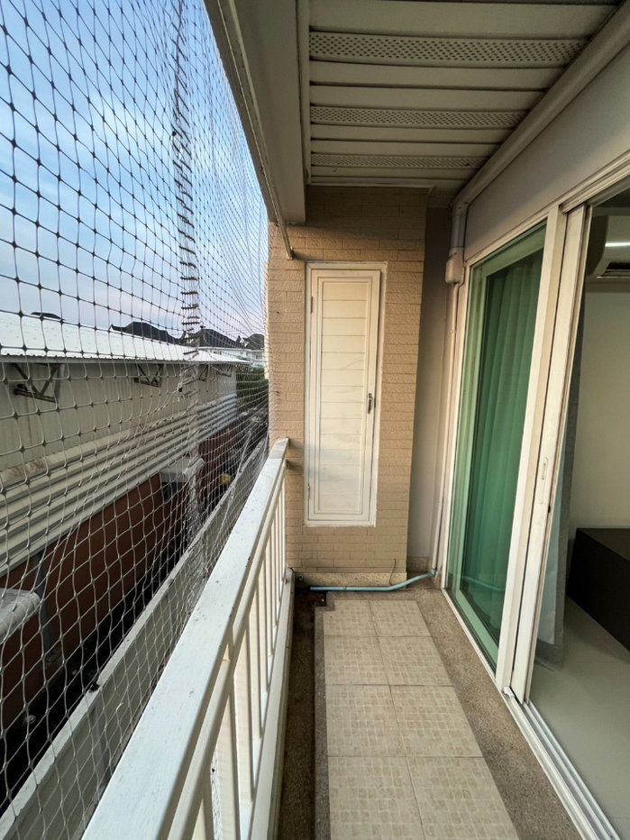 picture 2 bedrooms type near MRT yellow line / Line : @966veldg - 26/26