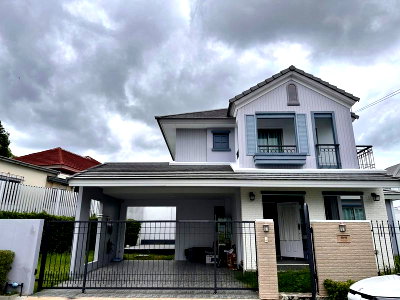 ขายบ้านเดี่ยว : ขายบ้านบ้านเดี่ยว พร้อมผู้เช่า หมู่บ้าน เดอะ วอเตอร์ฟร้อนท์ หนองค้อ-ศรีราชา