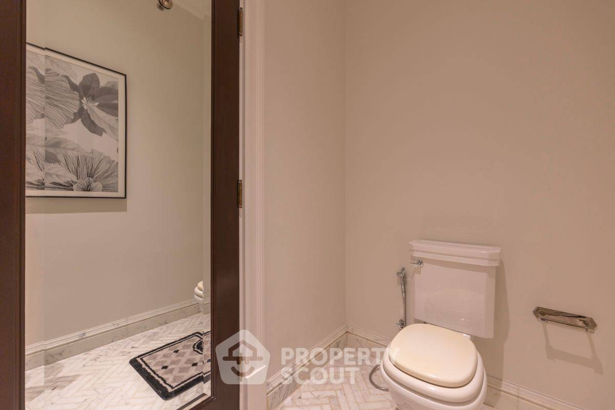 picture 3-BR 245 Sqm Near BTS Phloen Chit At 98 Wireless (ID 3356466) - 16/47