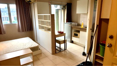 Condos for sale : Condo for sale: Lumpini Condo Town Ramintra - Nawamin, near the Pink Line BTS (Khu Bon Station) and Ramintra Km. 9.